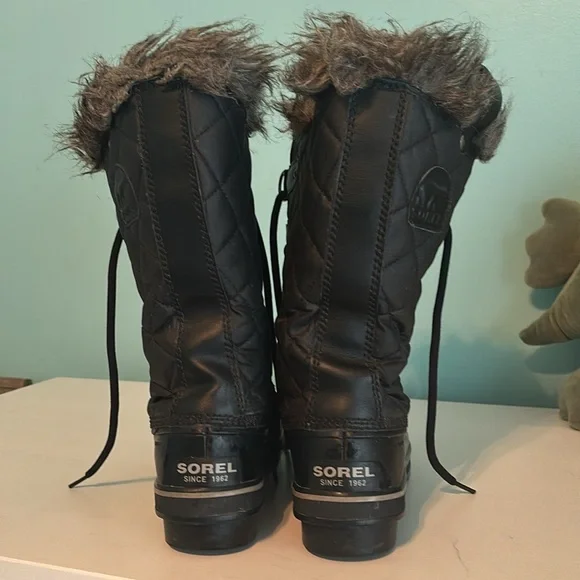 Women's SOREL  Black Fur-Lined Winter Boots - Picture 4 of 7